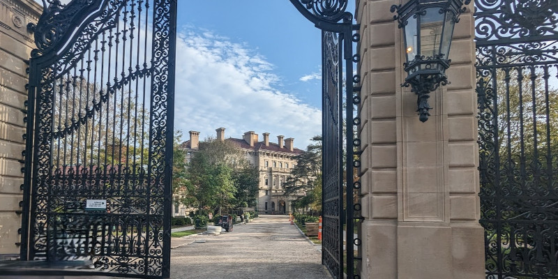 Newport, Rhode Island’s Grand Coastal Mansions